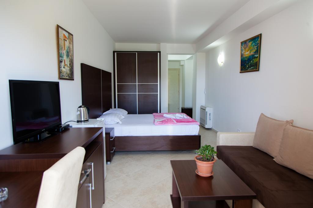 Apartments Art Ulcinj Room photo