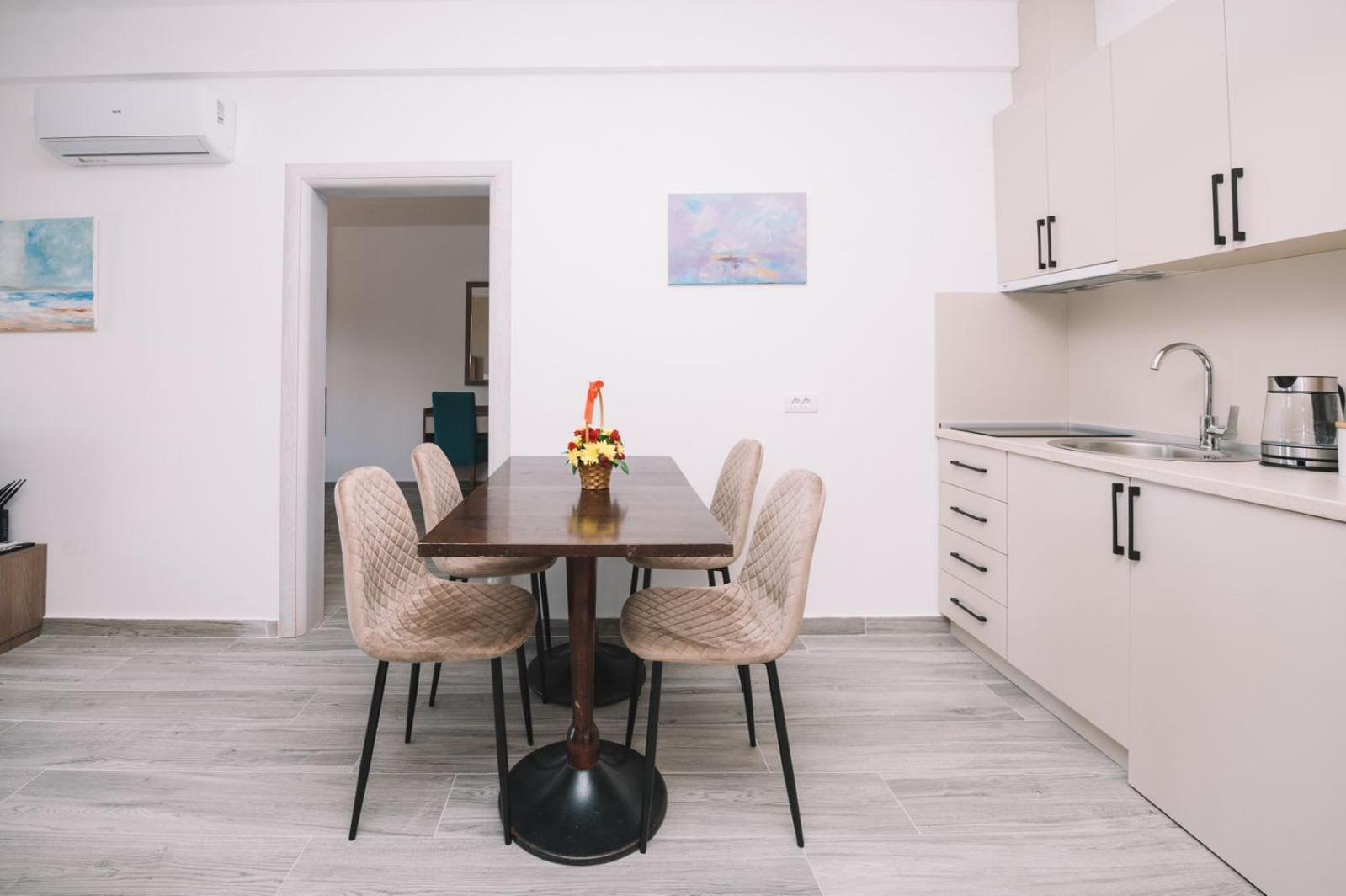 Apartments Art Ulcinj Exterior photo