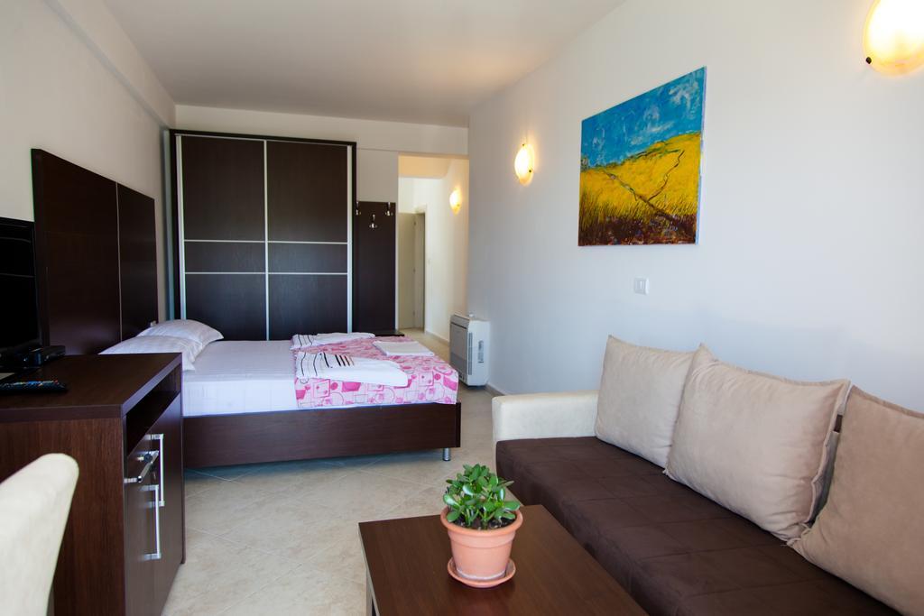 Apartments Art Ulcinj Room photo