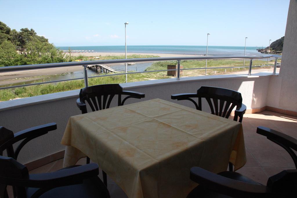 Apartments Art Ulcinj Room photo